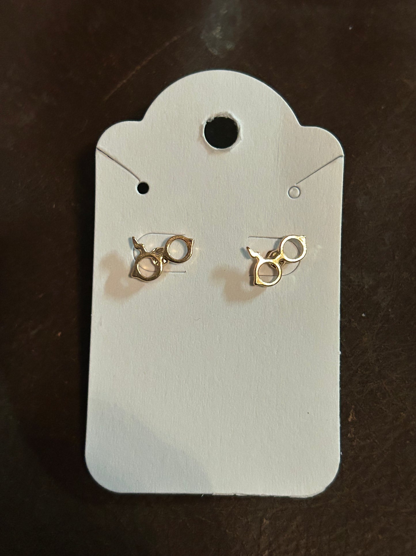 Gold HP glasses stud