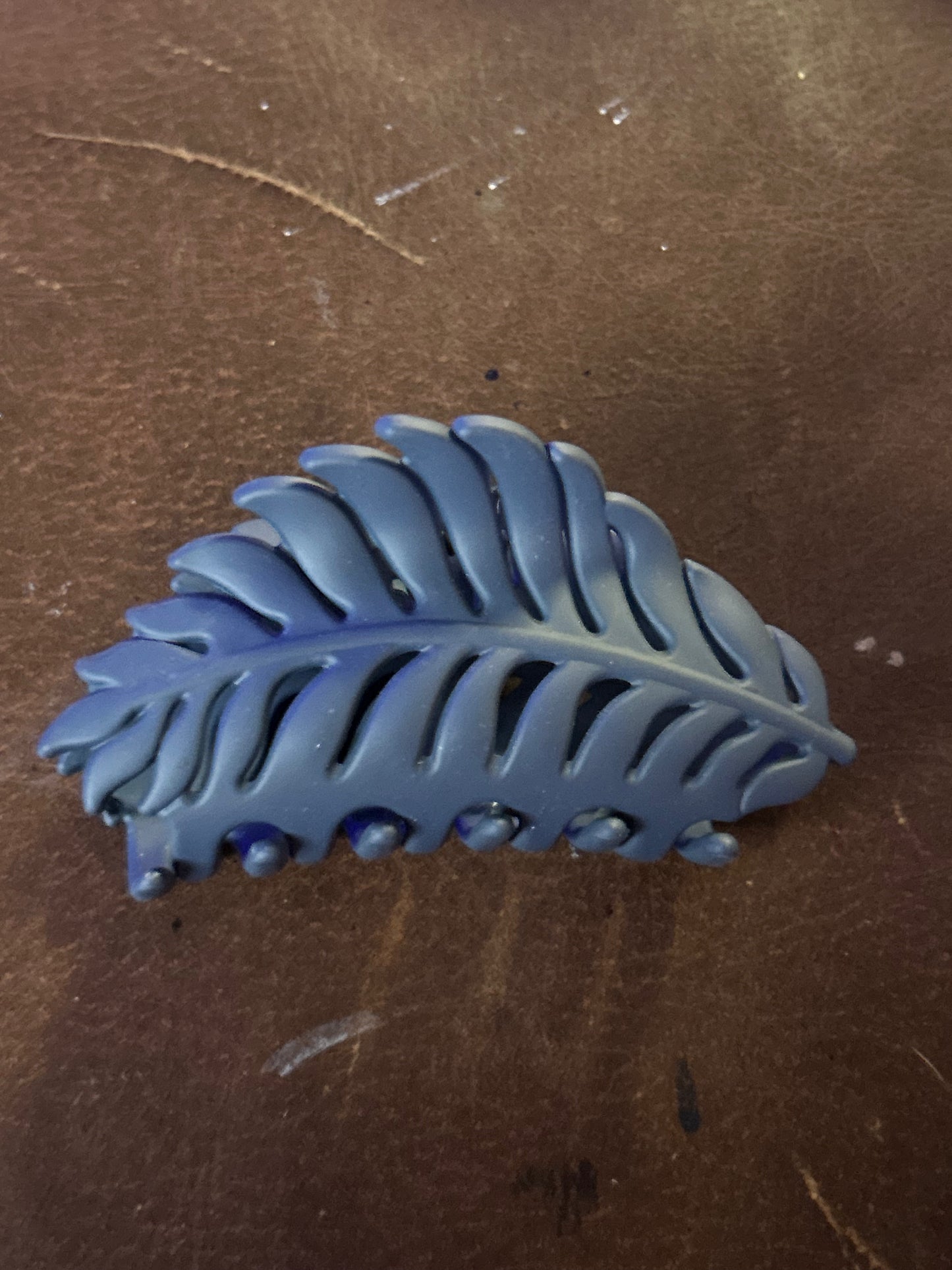 Navy feather claw clip